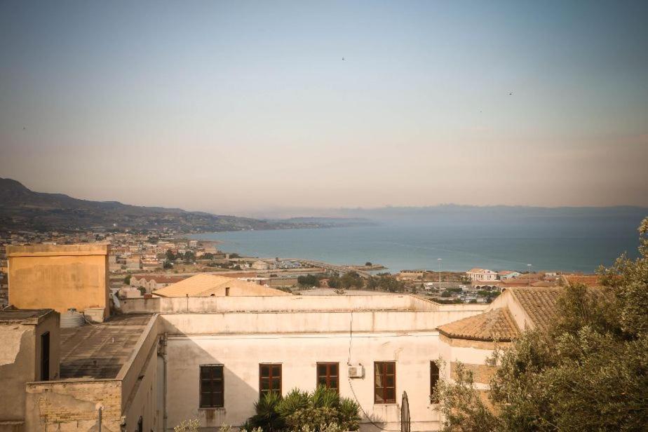 Il Grifo Hotel Licata Eksteriør billede